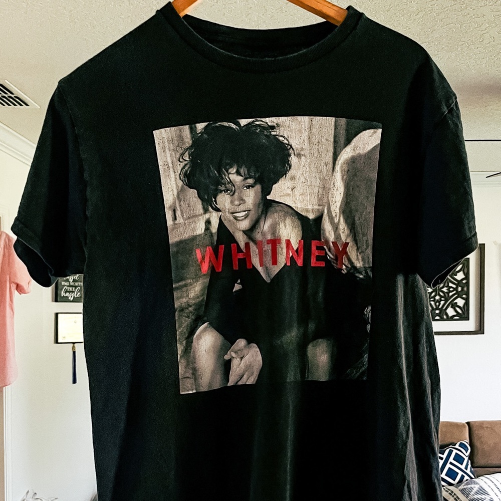 Whitney, Houston T-shirt unisex